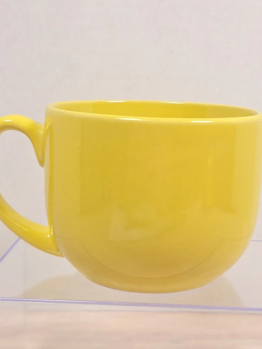 Dolce Vita Home Collection Yellow 12 oz Mug Smiling Face 3D Nose Stoneware Cup